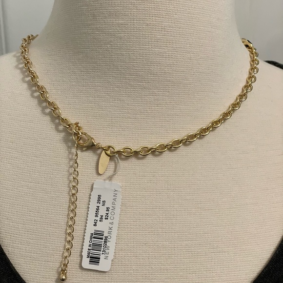 New York & Co Statement Necklace - Picture 3 of 3